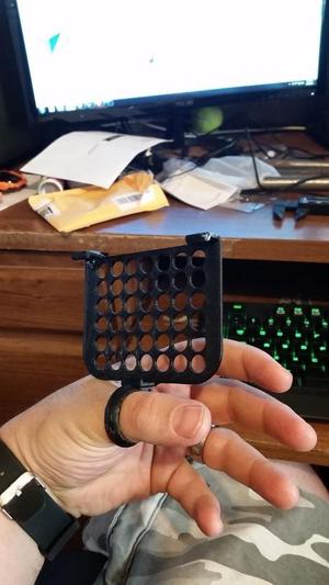 Galaxy S5 Active thumb mounted holder