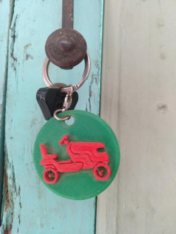 Lawn mower key chain
