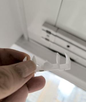 Curtain track plug