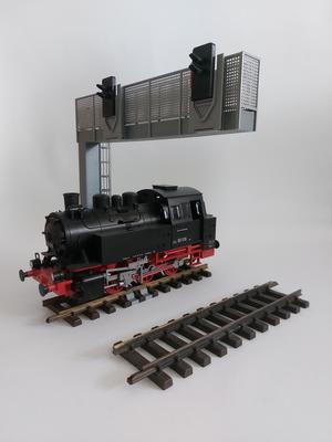 G gauge signal bridge garden railroad