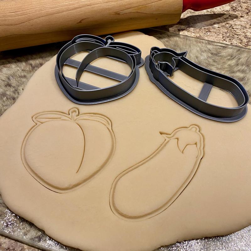 Eggplant and Peach Emoji Cookie Cutter Set