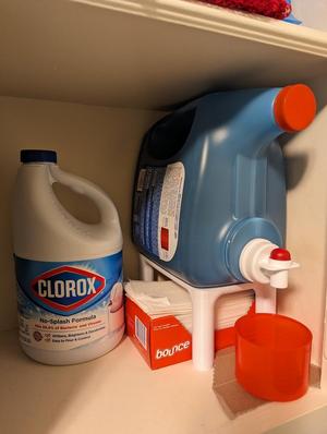 Laundry Detergent Dispenser Riser Platform