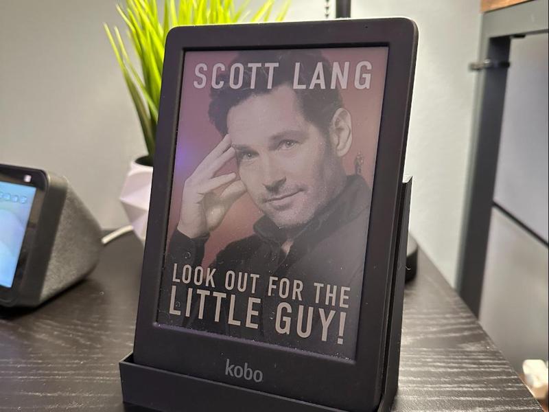 Kobo Clara / Clara Colour Stand