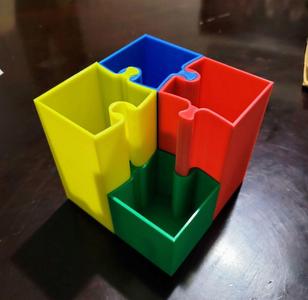 Pen Holder