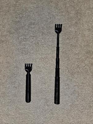 Collapsible  backscratcher   