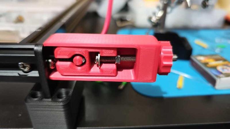 Universal Belt Tensioner