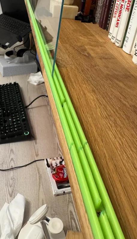 glass/plexi (2-3mm) door double trail   