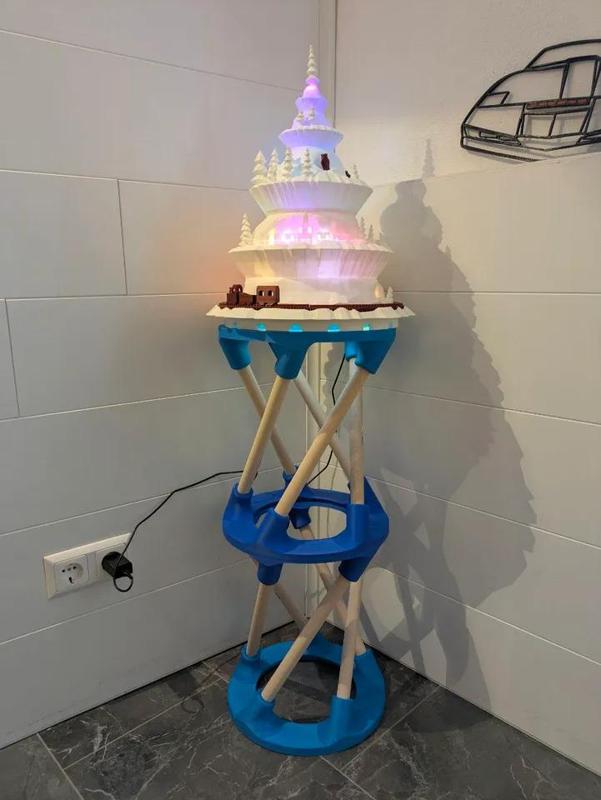 Wooden Rods Stool - Plant pedestal   