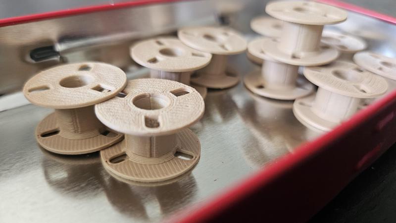 Sewing machine bobbin