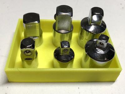 Socket adapter organiser