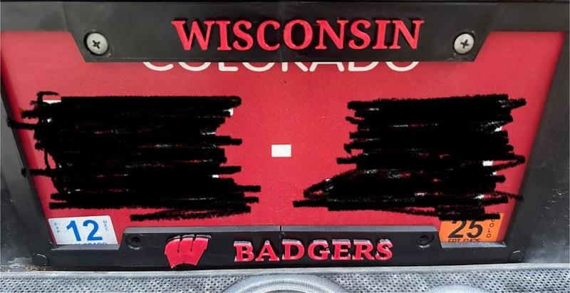 License Plate Frame-WI Badgers Dual Color