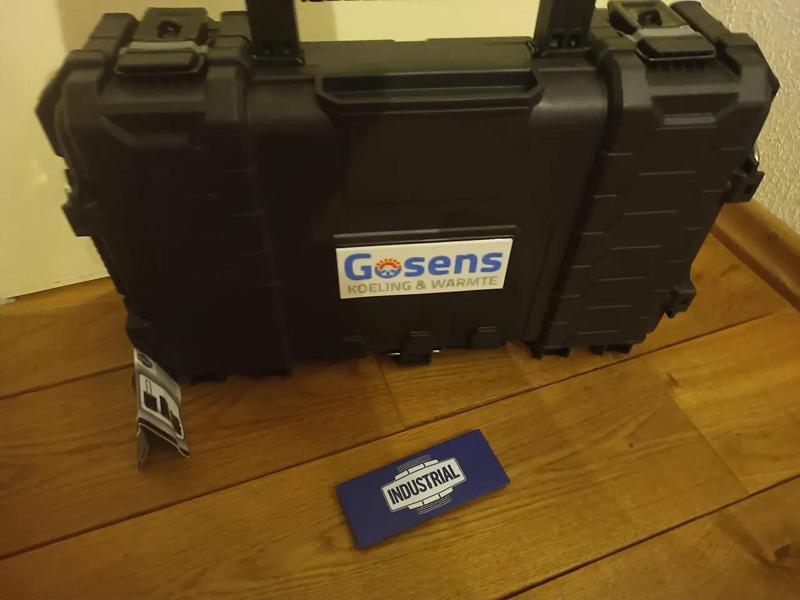 Industrial (brand from Hornbach) case logo replacement   