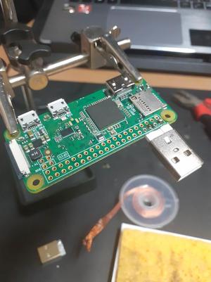 Pi zero case with a USB port slot