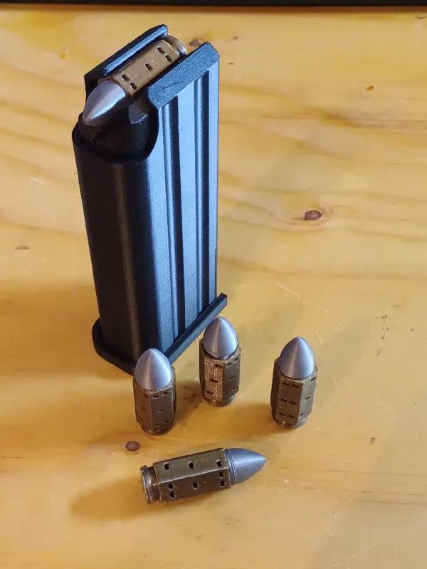 W6 Bullet Dice and Magazine   