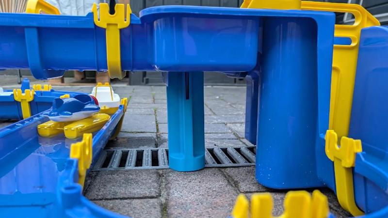 BIG Waterplay Niagara/Amsterdam pillar (All with the water basin and pump)   