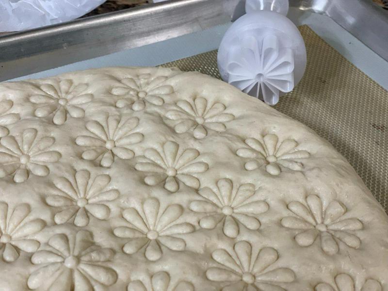 Bread Pattern Stamp (Flower)