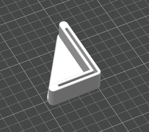 Patin d’angle pour pied d’étagère métallique : stabilisation et glissement   