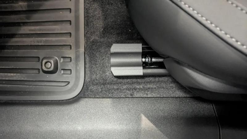 Volvo EX30 Seat Rail End Cap   