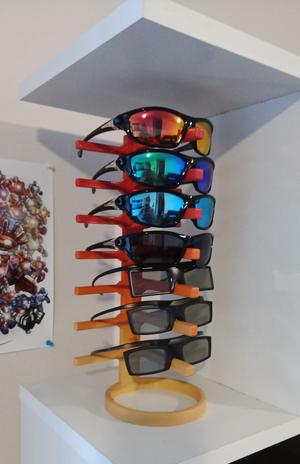 Glasses holder