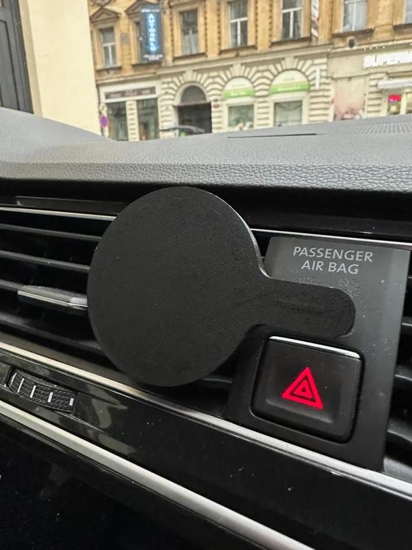 Better MagSafe car holder   