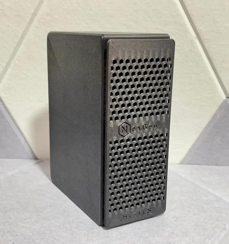 NexGen-3D: RE-BOSE Horn Loaded Transmission Line Speakers   