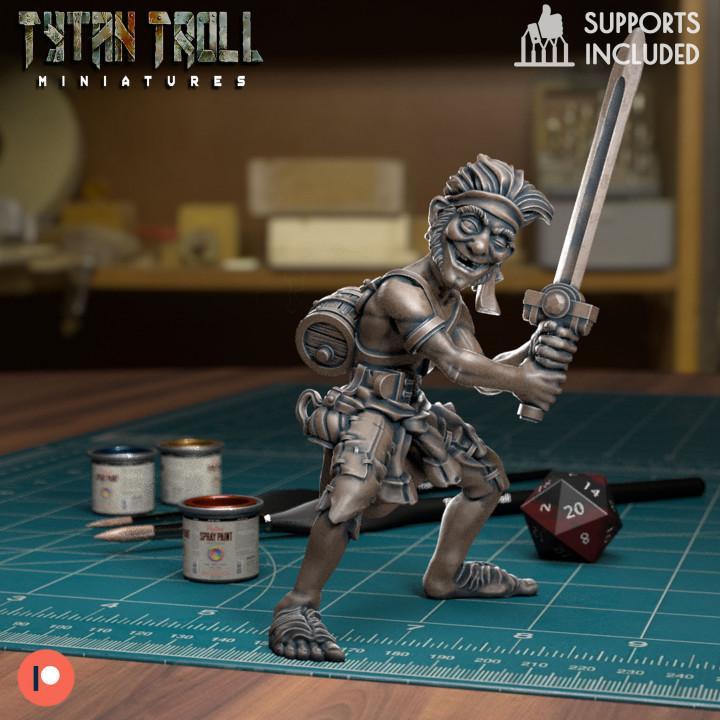 Halfling Adventurer [Pre-Supported]
