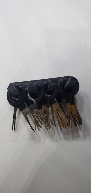 connector tool holder