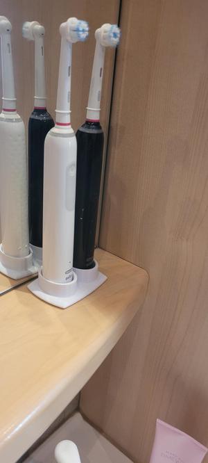 Oral-B Double Toothbrush holder