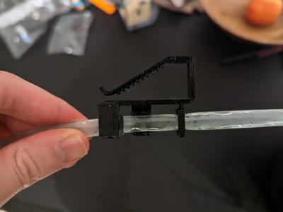 Aquarium pipe clip for water change