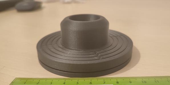 Horizontal Filament spool holder / roller for deformed spools