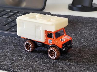 Expedition Truck Box Mercedes-Benz Unimog 1300 Hotwheels