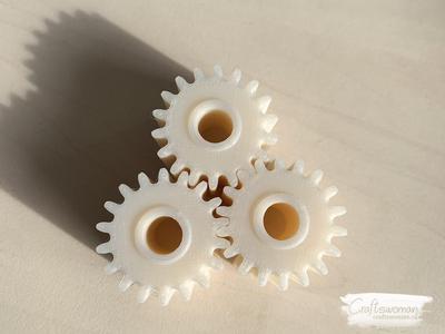 Gear for RIB entry gates
