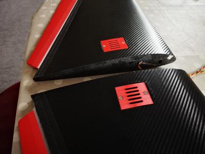 E-Wings Vortigaunt Wing Equipment Bays