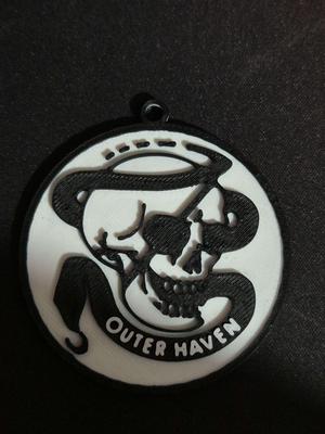 Metal Gear Solid - Outer Haven keychain + Magnet