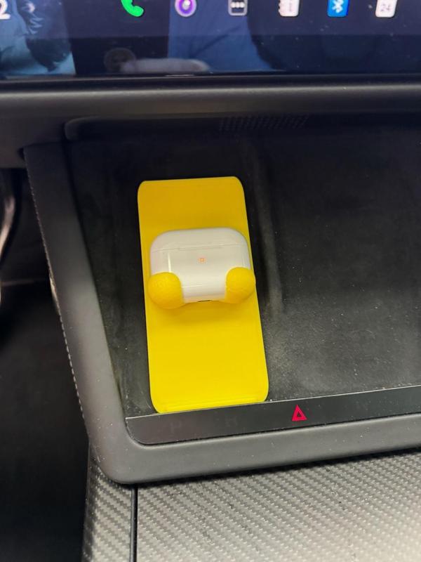 AirPods Pro Car Wireless Charging Adapter