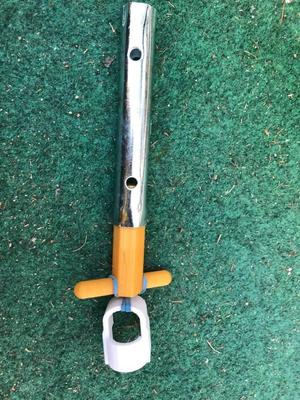 Spark plug removal: tube wrench extender