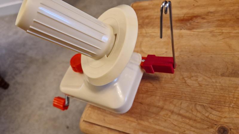 Spool Winder Standoff