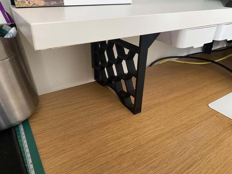 SUPPORT DESK SHELF