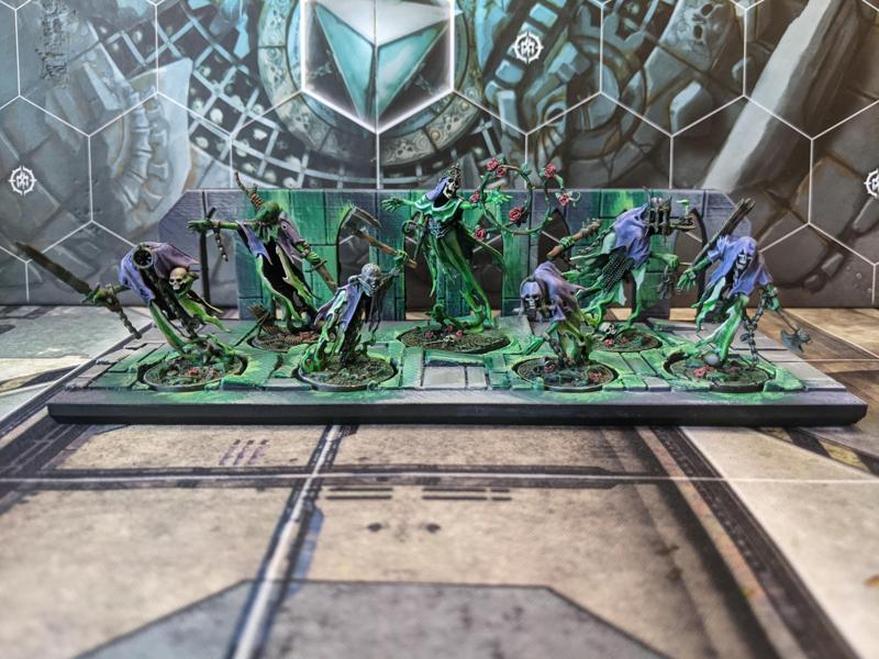 Thorns of the Briar Queen Miniature Display Stand