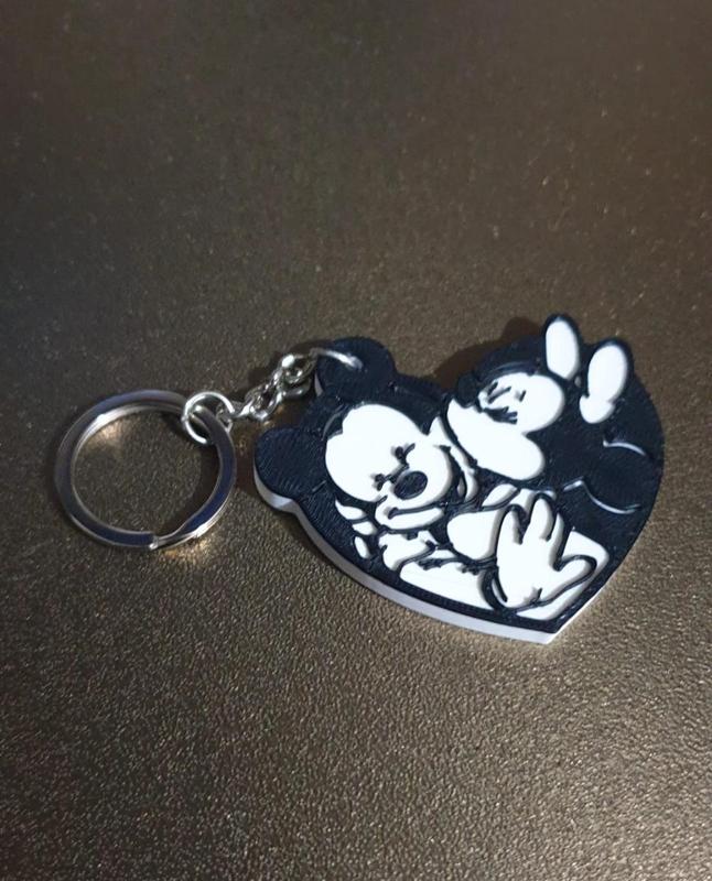 Keychain Minnie e Mickey Black and White