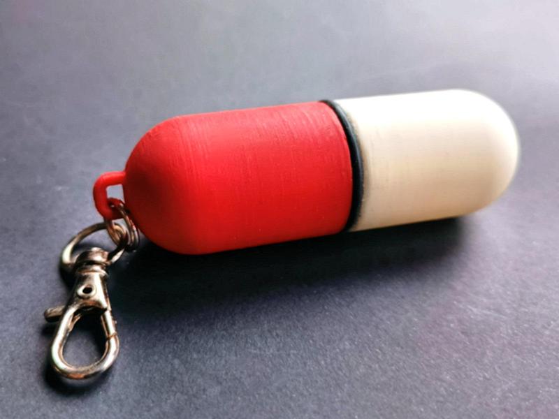 Screwable Pill Capsule (waterproof container)