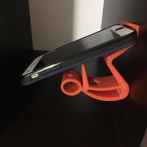 Phone holder with heart eyes 