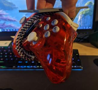 stickable game pad / game controller undertable support