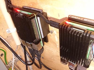 Raspberry Pi and SSD wall bracket