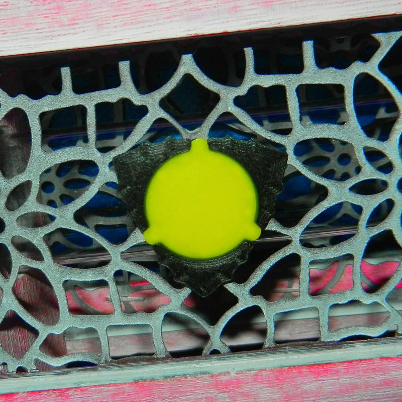 FlexiPick By eXiMIenTa® TRIANGLE-DENT Guitar Pick