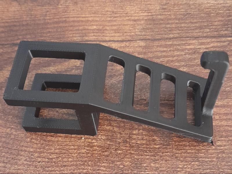 Game Controller Holder for Logitech-style Controllers