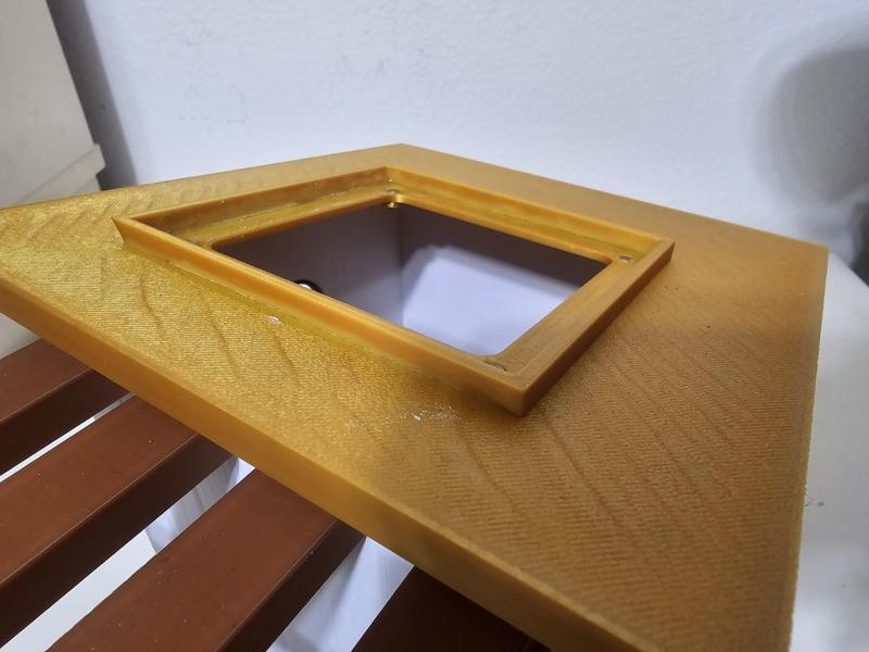 Rain blocker for the Modern Midcentury Birdhouse