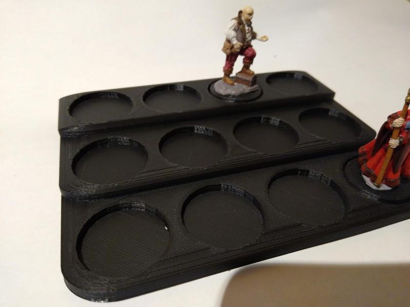 25mm miniature display stand