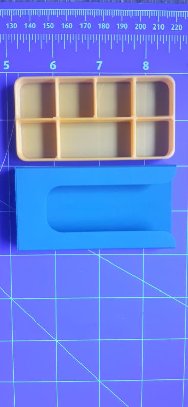 Screw tray and case
