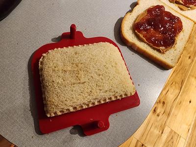 Uncrusted Sandwich Press - Large Bread V2